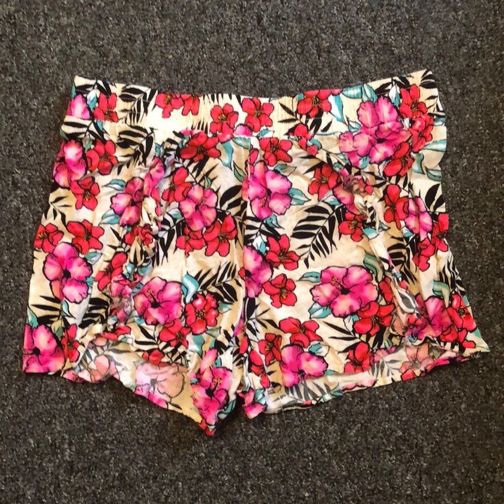 Girls size 18 Justice shorts